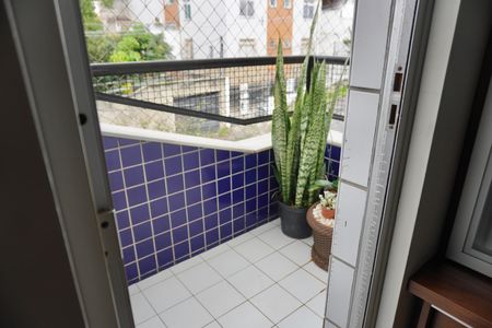 Apartamento à venda com 77m², 3 quartos e 2 vagas