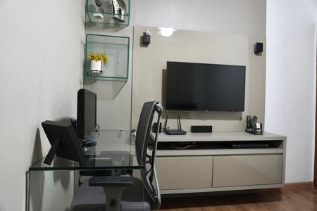 Apartamento à venda com 77m², 3 quartos e 2 vagas