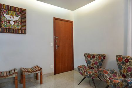 Apartamento à venda com 77m², 3 quartos e 2 vagas