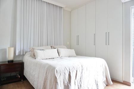 Apartamento à venda com 77m², 3 quartos e 2 vagas