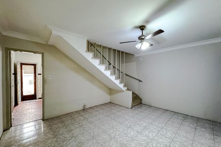 Sala de casa para alugar com 2 quartos, 180m² em Vila Prudente, São Paulo