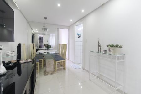 Sala de apartamento à venda com 3 quartos, 60m² em Conjunto Residencial José Bonifácio, São Paulo