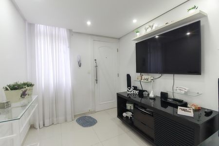 Sala de apartamento à venda com 3 quartos, 60m² em Conjunto Residencial José Bonifácio, São Paulo