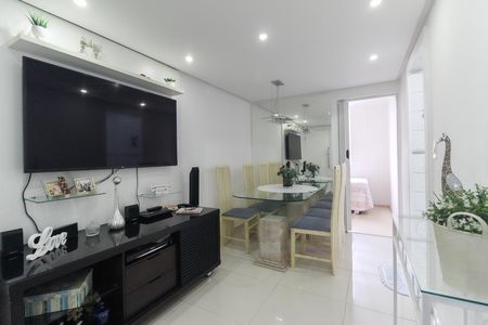 Apartamento à venda com 60m², 3 quartos e 1 vaga Apartamento à venda com 60m², 3 quartos e 1 vagaSala