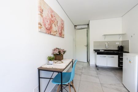 Quarto de kitnet/studio para alugar com 1 quarto, 25m² em Lapa, São Paulo