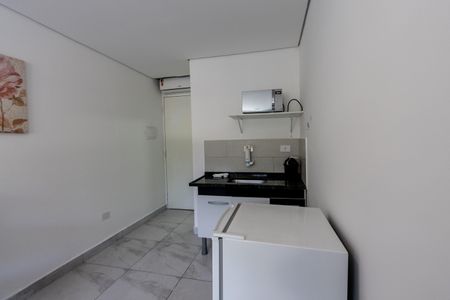 Cozinha de kitnet/studio para alugar com 1 quarto, 25m² em Lapa, São Paulo