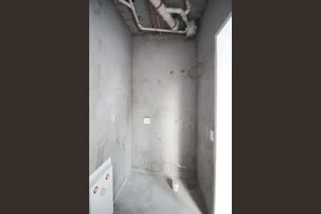 Apartamento à venda com 181m², 3 quartos e 2 vagasBanheiro da Suíte 1 