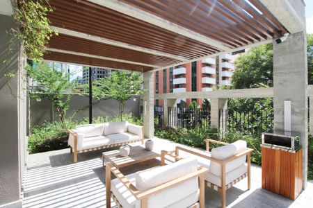 Apartamento à venda com 262m², 3 quartos e 3 vagasÁrea comum - Piscina