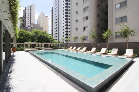 Apartamento à venda com 262m², 3 quartos e 3 vagasÁrea comum - Piscina