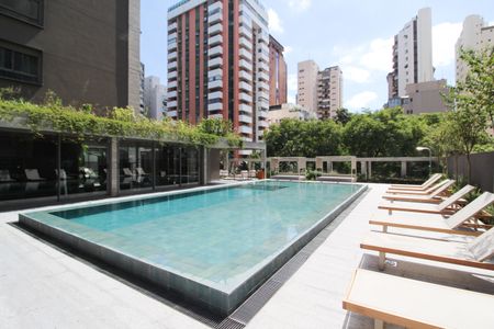 Apartamento à venda com 262m², 3 quartos e 3 vagasÁrea comum - Piscina