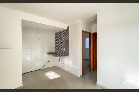 Sala de apartamento para alugar com 2 quartos, 37m² em Cidade Líder, São Paulo