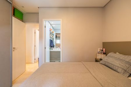 Apartamento à venda com 92m², 2 quartos e 2 vagasSuíte 2