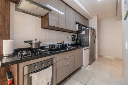 Apartamento à venda com 92m², 2 quartos e 2 vagasCozinha