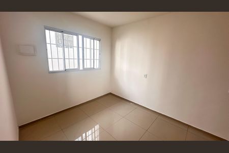 Casa para alugar com 2 quartos, 50m² em Jardim das Flores, São Paulo