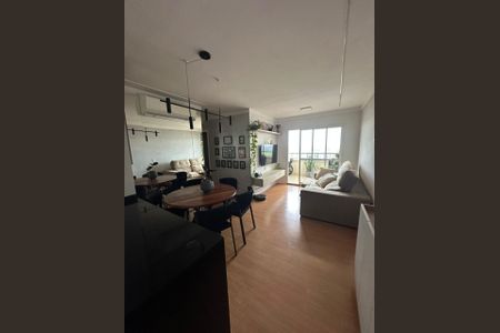 Sala de apartamento à venda com 3 quartos, 70m² em Fazenda Santa Cândida, Campinas