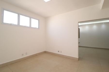 Sala 1 de casa para alugar com 3 quartos, 145m² em Morada da Colina, Uberlândia