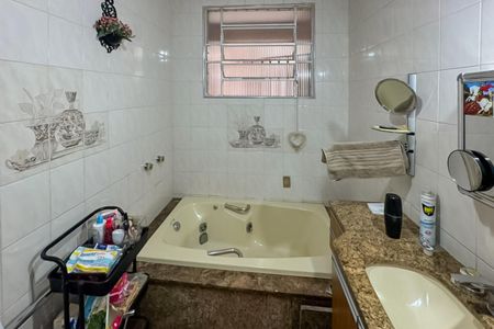 Apartamento para alugar com 160m², 3 quartos e 1 vaga