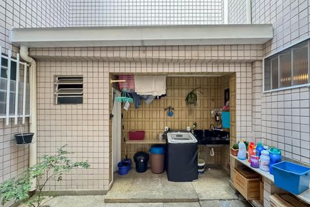 Apartamento para alugar com 160m², 3 quartos e 1 vaga