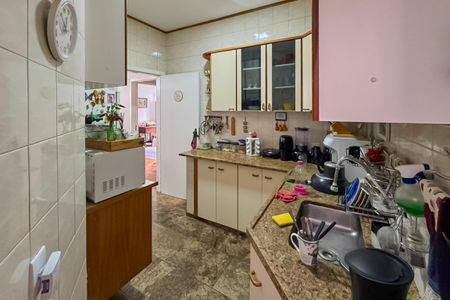 Apartamento para alugar com 160m², 3 quartos e 1 vaga