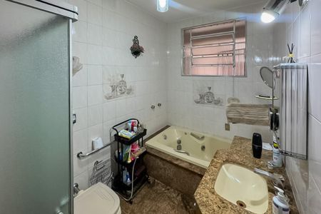 Apartamento para alugar com 160m², 3 quartos e 1 vaga