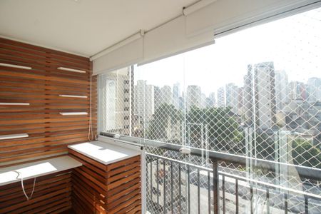 Apartamento para alugar com 91m², 2 quartos e 2 vagasSacada da suite 1