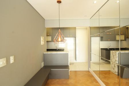 Apartamento para alugar com 91m², 2 quartos e 2 vagasSala