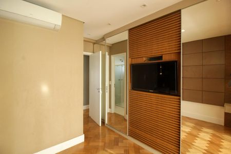 Apartamento para alugar com 91m², 2 quartos e 2 vagasSuíte 1
