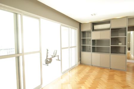 Apartamento para alugar com 91m², 2 quartos e 2 vagasSala
