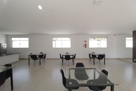 Apartamento para alugar com 39m², 2 quartos e 1 vagaÁrea comum - Salão de festas