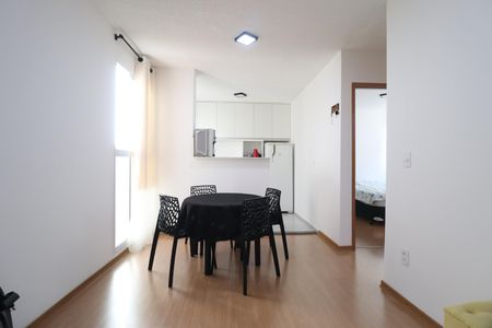 Apartamento para alugar com 39m², 2 quartos e 1 vagaSala