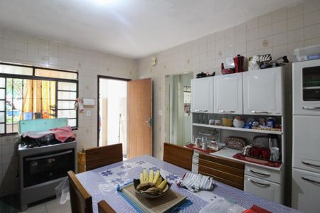 Casa à venda com 360m², 2 quartos e 4 vagasCozinha