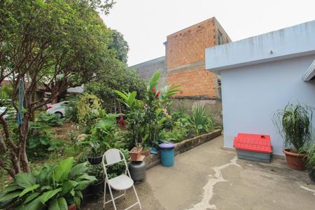 Casa à venda com 360m², 2 quartos e 4 vagasQuintal