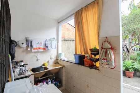 Casa à venda com 360m², 2 quartos e 4 vagasÁrea de Serviço