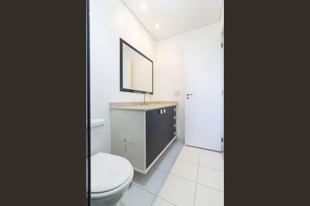 Apartamento à venda com 190m², 4 quartos e 3 vagas Apartamento à venda com 190m², 4 quartos e 3 vagasBanheiro Suíte 1