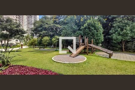 Apartamento à venda com 190m², 4 quartos e 3 vagas Apartamento à venda com 190m², 4 quartos e 3 vagasParque infantil