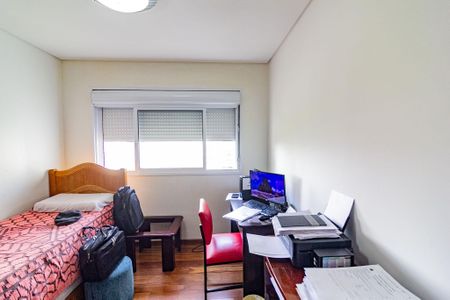 Apartamento à venda com 190m², 4 quartos e 3 vagas Apartamento à venda com 190m², 4 quartos e 3 vagasEscritório
