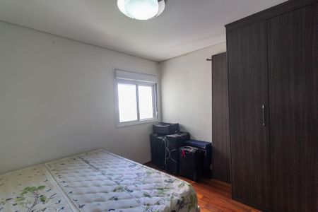 Apartamento à venda com 190m², 4 quartos e 3 vagas Apartamento à venda com 190m², 4 quartos e 3 vagasSuíte 1