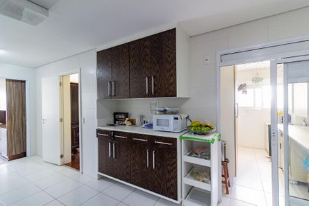 Apartamento à venda com 190m², 4 quartos e 3 vagas Apartamento à venda com 190m², 4 quartos e 3 vagasCozinha