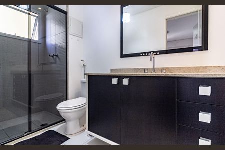 Apartamento à venda com 190m², 4 quartos e 3 vagas Apartamento à venda com 190m², 4 quartos e 3 vagasBanheiro Suíte 1
