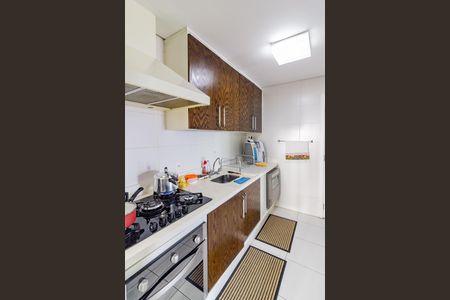 Apartamento à venda com 190m², 4 quartos e 3 vagas Apartamento à venda com 190m², 4 quartos e 3 vagasCozinha