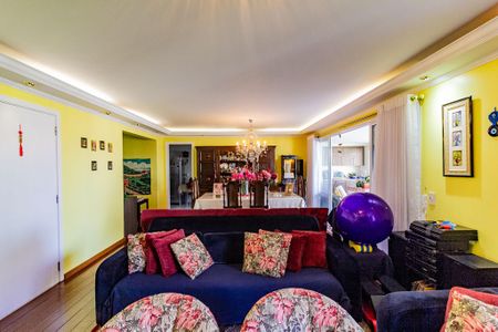 Apartamento à venda com 190m², 4 quartos e 3 vagas Apartamento à venda com 190m², 4 quartos e 3 vagasSala de Estar