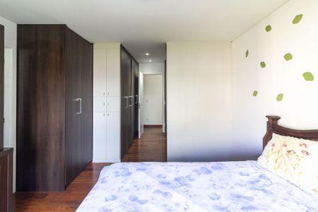Apartamento à venda com 190m², 4 quartos e 3 vagas Apartamento à venda com 190m², 4 quartos e 3 vagasSuíte 2