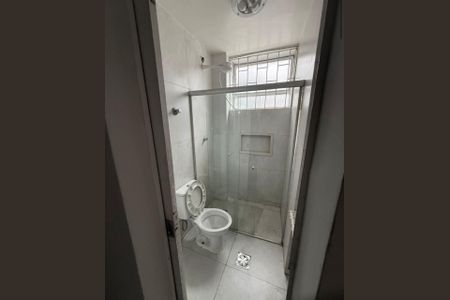 Apartamento à venda com 72m², 2 quartos e 1 vaga Apartamento à venda com 72m², 2 quartos e 1 vagaBanheiro