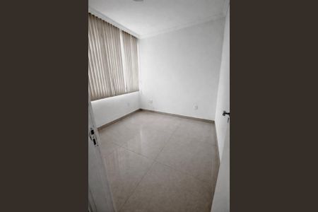 Apartamento à venda com 72m², 2 quartos e 1 vaga Apartamento à venda com 72m², 2 quartos e 1 vagaSala