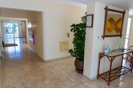 Apartamento à venda com 60m², 2 quartos e 1 vagaHall social