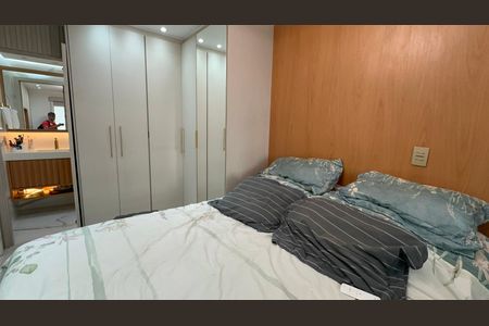Apartamento à venda com 83m², 2 quartos e 1 vagaQuarto 2