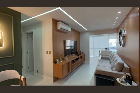 Sala de apartamento à venda com 2 quartos, 83m² em Recreio dos Bandeirantes, Rio de Janeiro