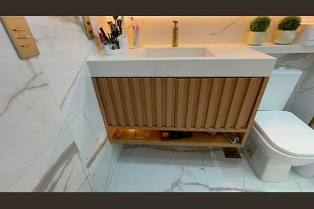Apartamento à venda com 83m², 2 quartos e 1 vagaBanheiro do Quarto 2
