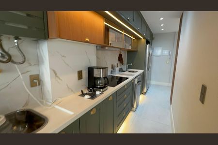 Apartamento à venda com 83m², 2 quartos e 1 vagaCozinha