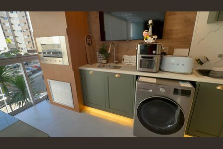Apartamento à venda com 83m², 2 quartos e 1 vagaÁrea de Serviço